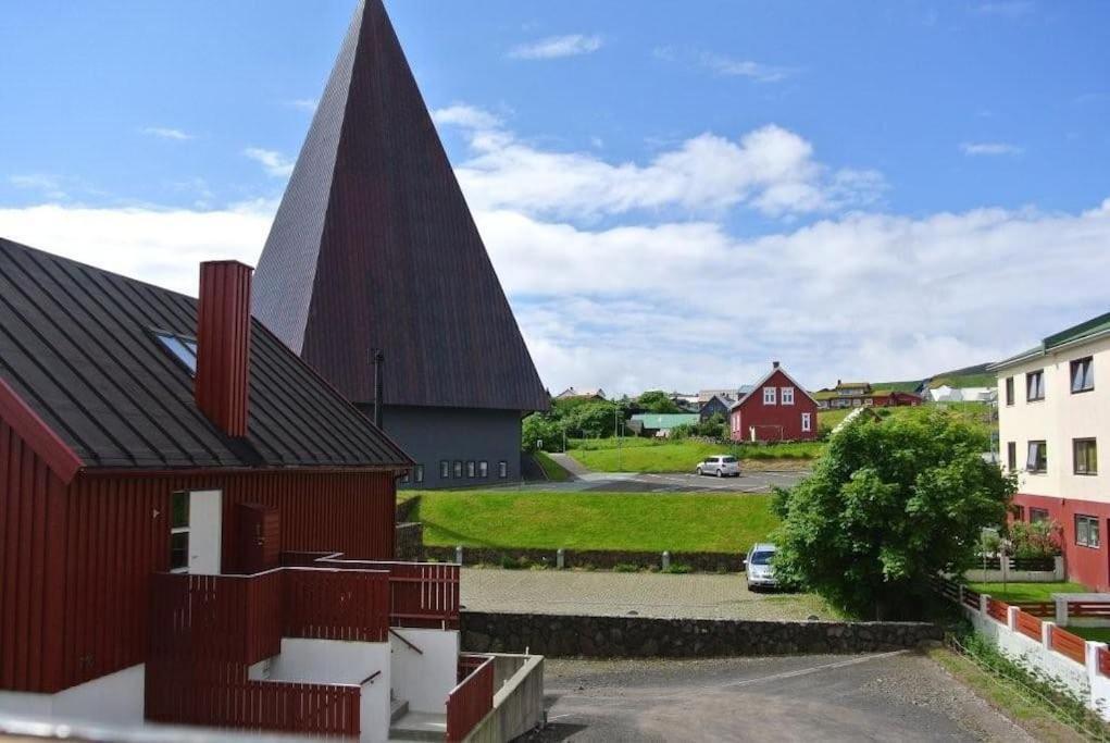 Tórshavn - Central - City&Ocean Views - 3BR Exterior foto